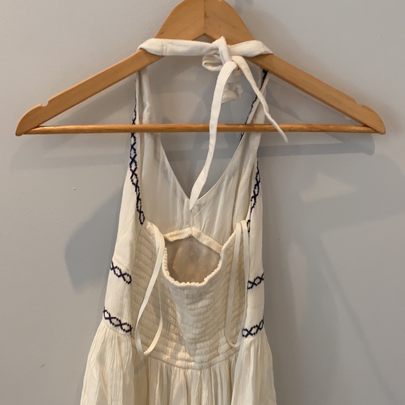 Hollister XS halter off white sundress - Picture 6 of 7